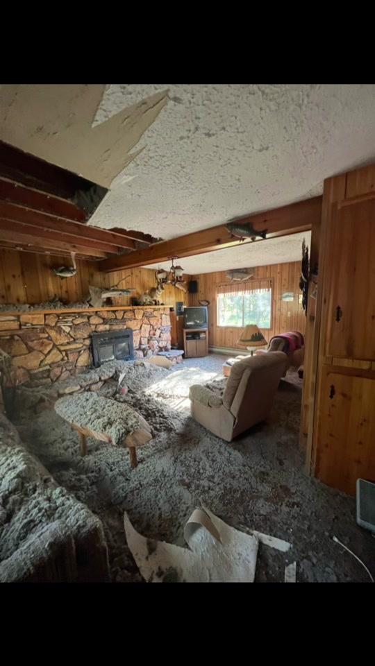 Island Park ICE DAM water damage cleanup! Vacation home had an ice da...